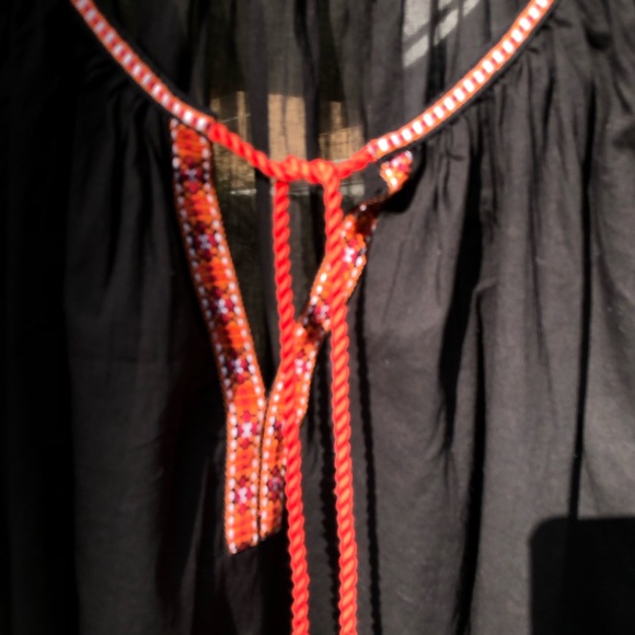 H&M/Black & Orange Embroidered Peasant Blouse/ SZ 8 - Picture 3 of 8